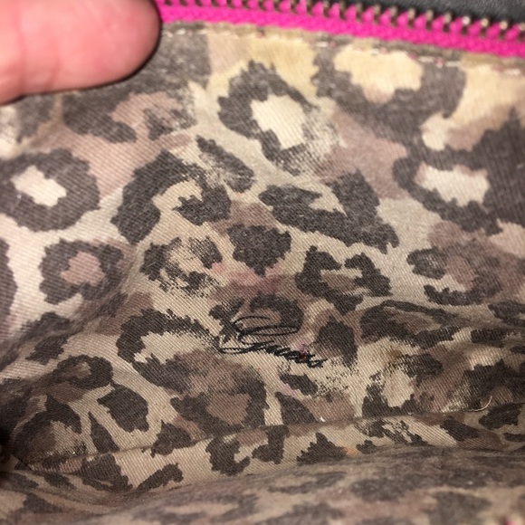 GUESS Envelope Clutch Crossbody Handbag - Picture 2 of 9